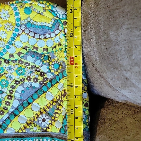 Vera Bradley Large Hobo - Picture 6 of 7